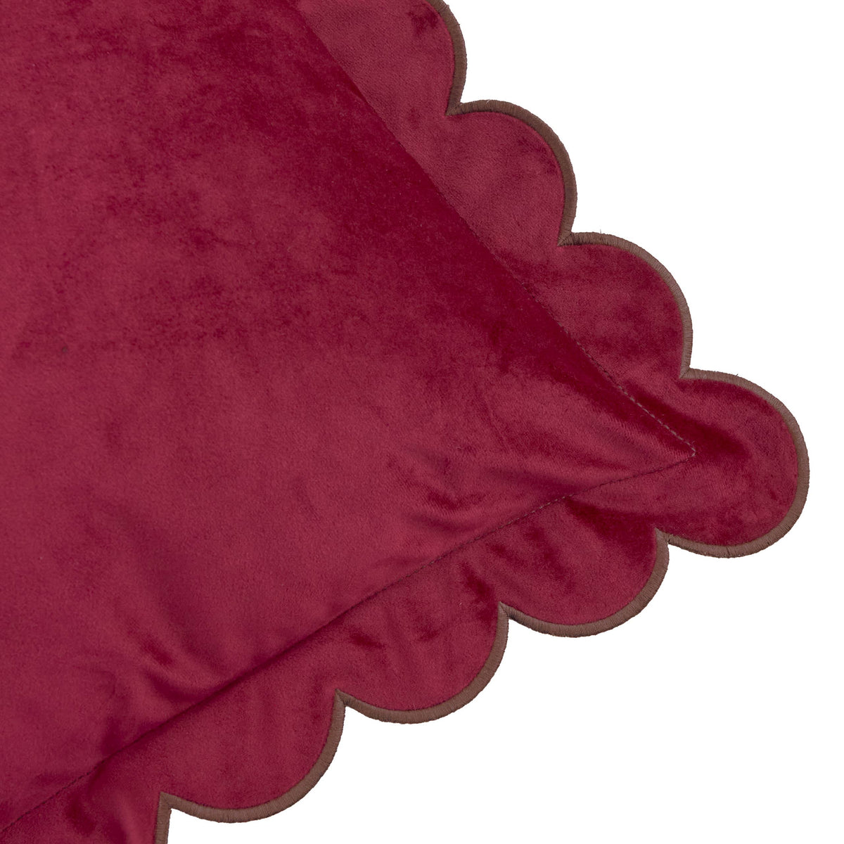 Lil Scallop Velvet Cushion Burgundy/Chocolate: Burgundy/Chocolate / Cover Only / 45 x 45cm
