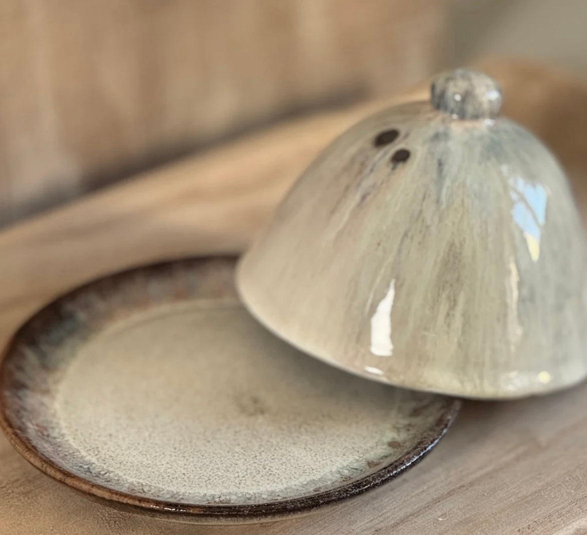 brown ombre butter dish