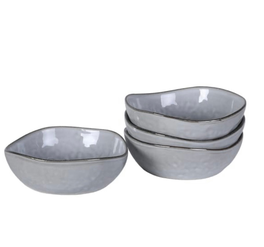 Set of 4 ceramic textured serving bowls