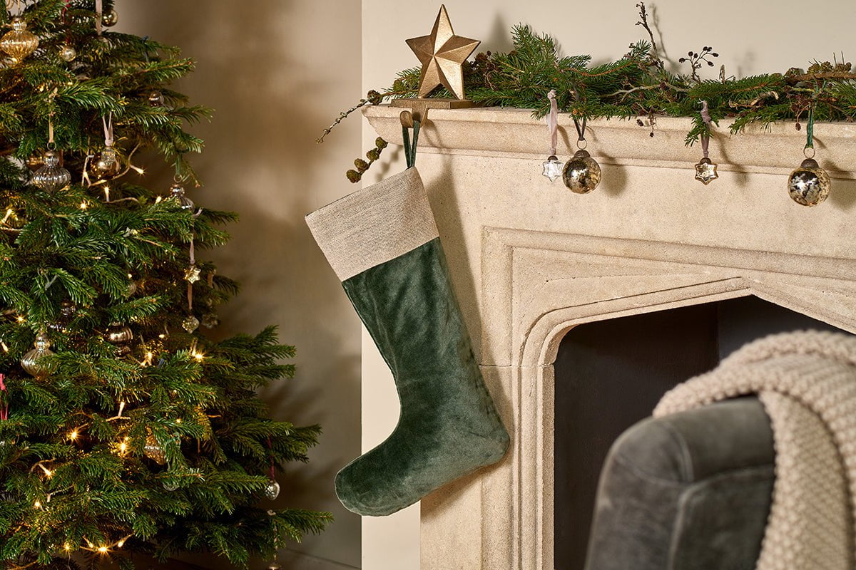 Karru Cotton Velvet Stocking - Forest Green